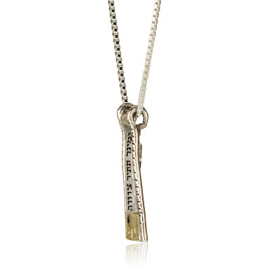 תליון כותונת יוסף מכסף 925 וזהב 14 קארט משובץ אבן גרנט 1.5 ממ